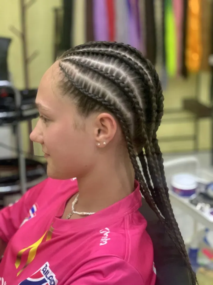 Straight Back 8 Cornrow Braids (natural hair)